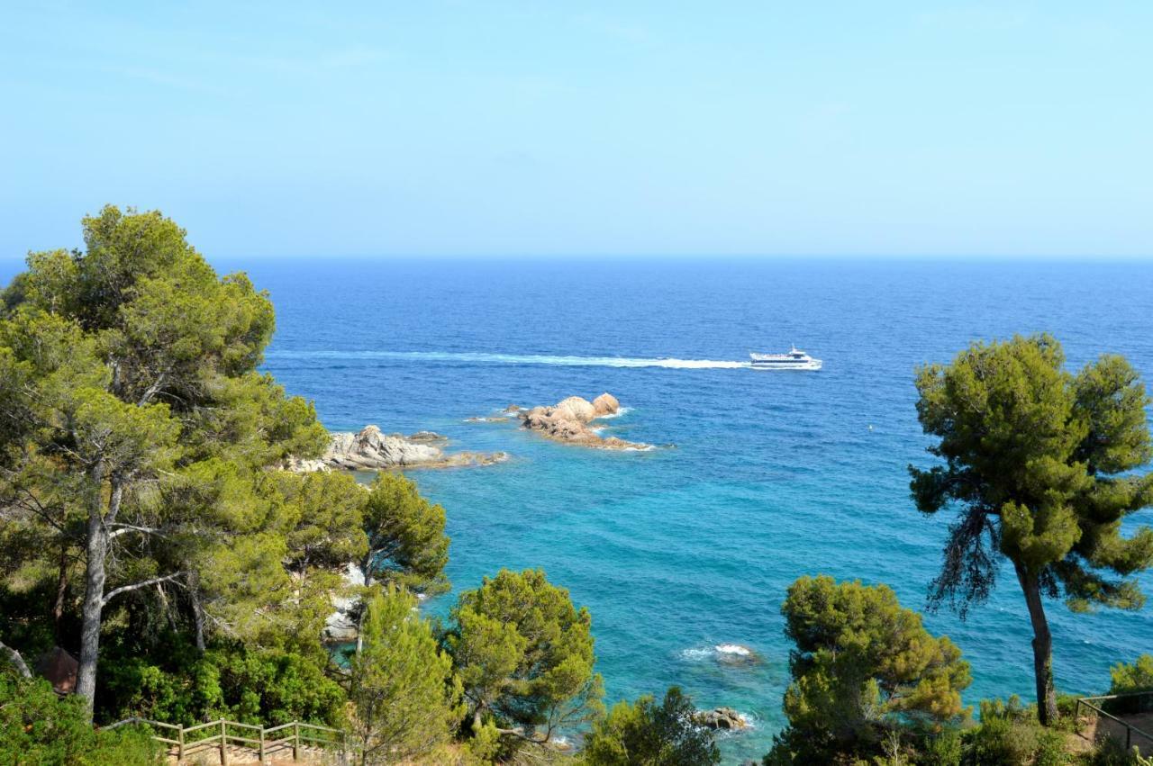 Studios Face A La Mer - Cala Llevado Tossa de Mar Bagian luar foto